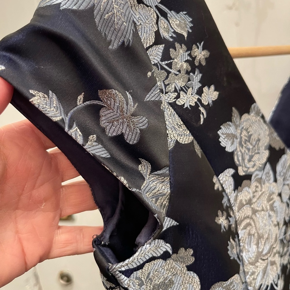 Oleg Cassini | Metallic Brocade Knee Length Dress - Picture 10 of 11